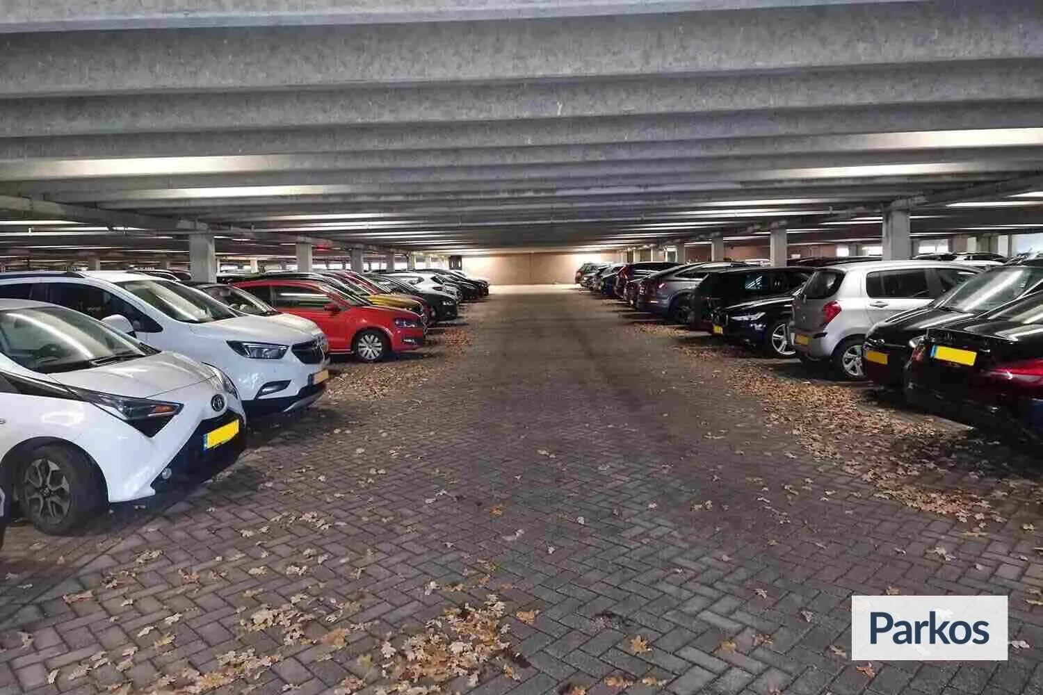 24/7 Parking Schiphol - Parking Aéroport Amsterdam - picture 1