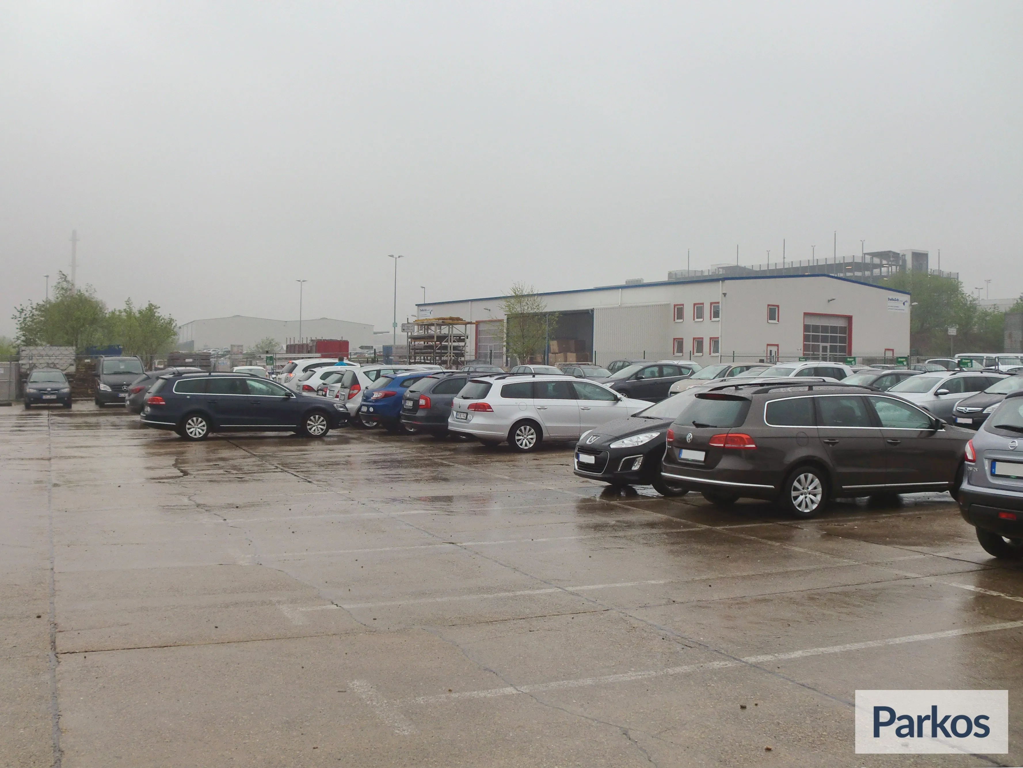 Parken Airport Hahn - Parking Francfort-Hahn - picture 1