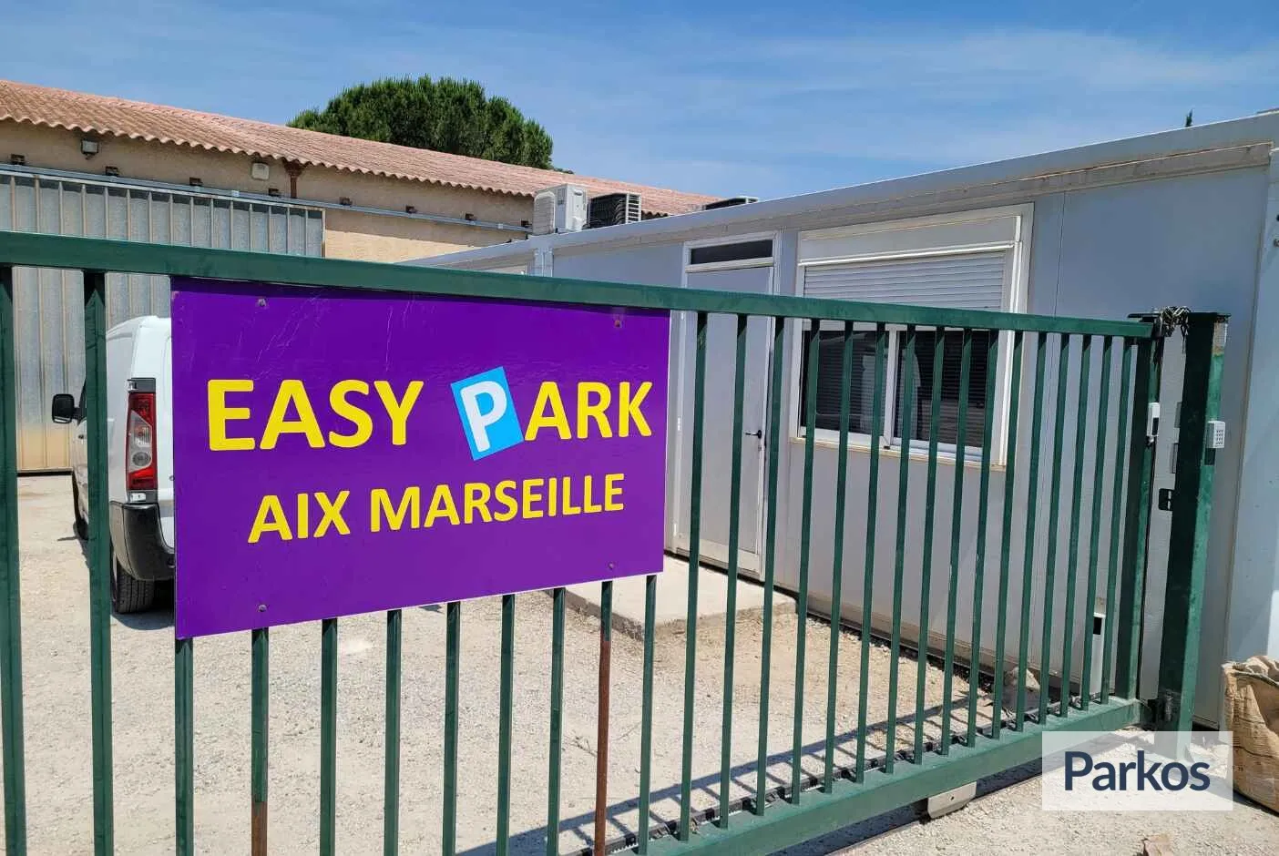 Easy Park Aix Marseille - Parking Aéroport Marseille - picture 1