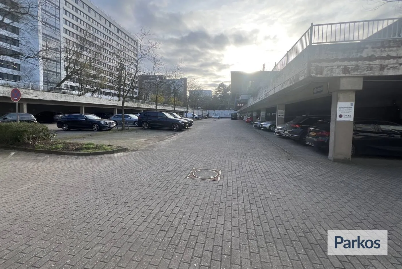 Valet Parking-DUS - Parking Aéroport Düsseldorf - picture 1